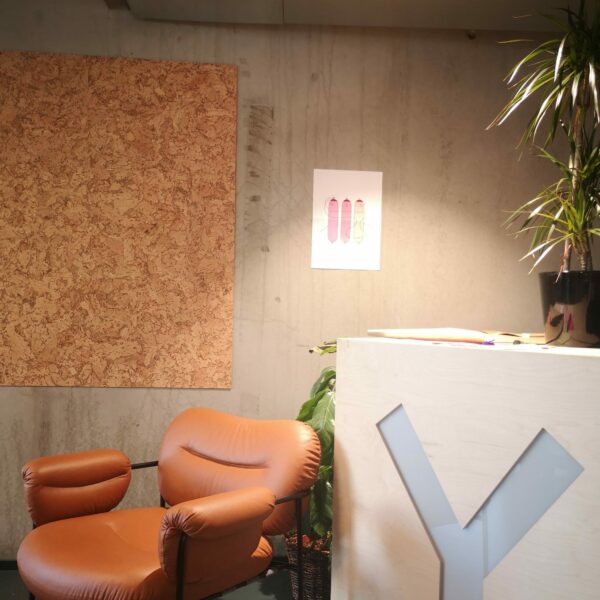 Lekre kork fliser på kontoret til Netlife Design i Oslo