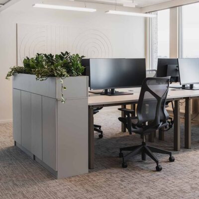 Lyddemping med lydabsorbenter i det åpne kontorlokalet til BDO