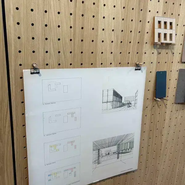 Pegboard skreddersydd til Dyrø og Moen arkitektkontor