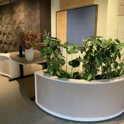 Lyddempende plantekasse i lekkert design