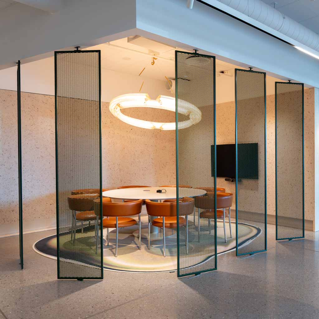 Lydpanel på møterom hos Innlandet Science Park